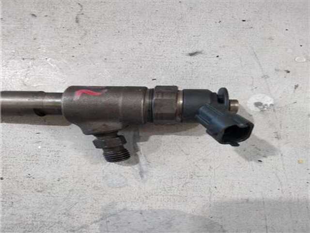 Foto 2ª: Inyectores Citroen C4 1.6 BUSINESS CLASS [1.6 LTR. - 88 KW BLUE-HDI FAP] [BHZ]