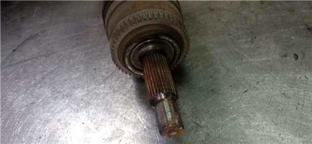 Foto 3ª: Transmision Delantera Derecha Kia Carens 1.7 BASIC [1.7 LTR. - 85 KW CRDI CAT] [D4FD]