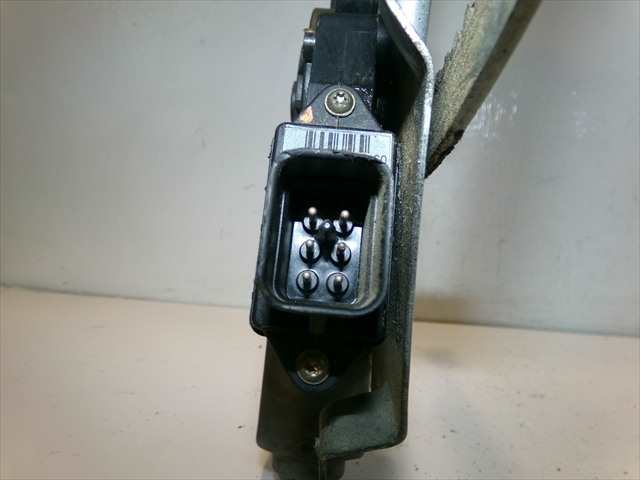 Foto 4ª: Elevalunas Eléctrico Delantero Derecho Opel Omega 2.5 TD 1994-2003 [25DT] (1995)
