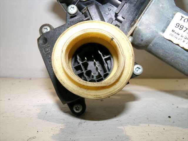 Foto 4ª: Elevalunas Eléctrico Trasero Izquierdo Toyota Corolla 2.2 D 2004-2009 (2007)