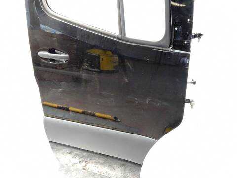 Foto 3ª: Puerta Delantera Derecha Mercedes Sprinter 419 CDI RWD 907.643 907.645 907.647) 190CV 140KW FURGONETA [654920] (2024)