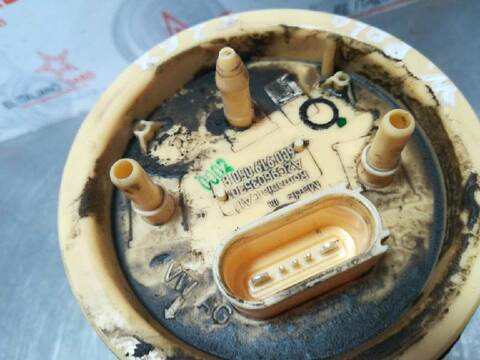 Foto 4ª: Bomba Combustible Volkswagen Polo ADVANCE BLUEMOTION 75CV 55KW [CUSA] (2017)