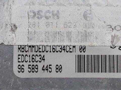Foto 3ª: Centralita Motor ECU Citroen C4 VTR PLUS BERLINA 109CV 80KW [9HY (DV6TED4)] (2005)