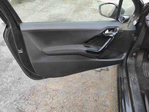 Tapizados Cartoneras Peugeot 208 ZM01
