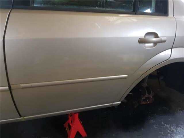 Foto 2ª: Puerta Trasera Izquierda Ford Mondeo 2.0 16V TDDI - TDCI [D6BA]