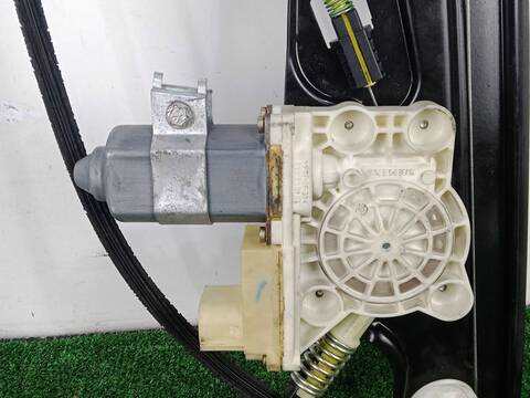 Foto 3ª: Elevalunas Eléctrico Delantero Izquierdo Bmw Serie 7 730 D 218CV 160KW E65 E66 E67) [306D2D] (2002)