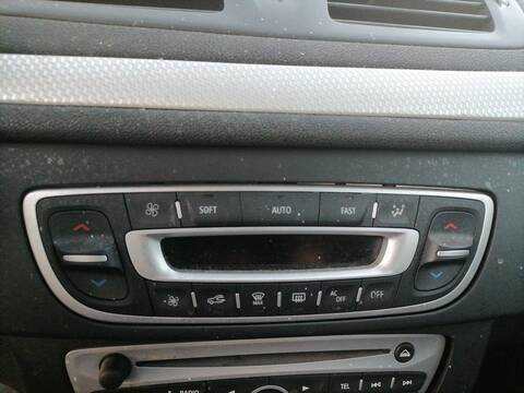 Foto 2ª: Mando Climatizador Renault Megane EMOTION BERLINA 110CV 81KW III BERLINA 5 P [K4M R8] (2011)