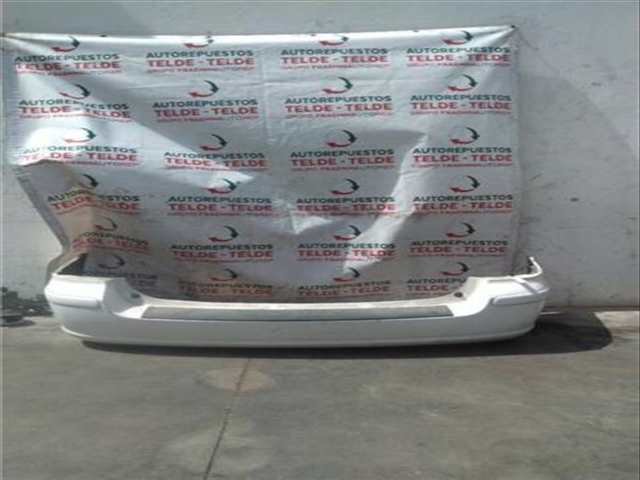 Paragolpes Trasero Toyota Avensis 2.0