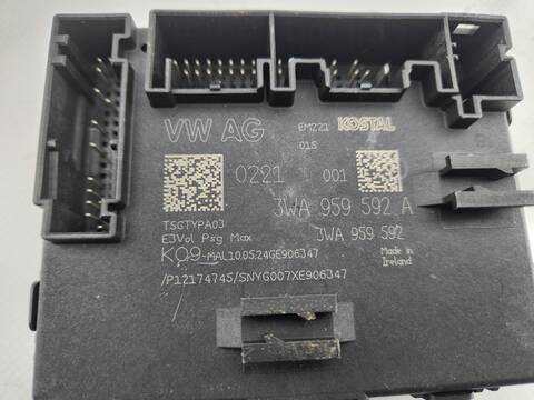 Foto 3ª: Centralita Motor ECU Volkswagen Passat R-LINE 4 MOTION 193CV [DXNB] (2024)