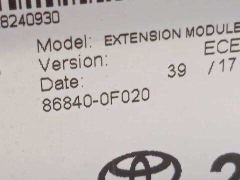 Foto 4ª: Sistema GPS Toyota Auris HYBRID FEEL EDITION 136CV 100KW [2ZR] (2017)