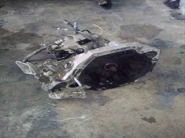 Foto 3ª: Caja Cambios Renault Kangoo AUTHENTIQUE 84CV 62KW [K9K W7] (2007)