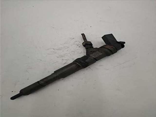 Foto 2ª: Inyectores Bmw Serie 1 114 2.0 120D [2.0 LTR. - 120 KW 16V DIESEL] [20-4D-A]