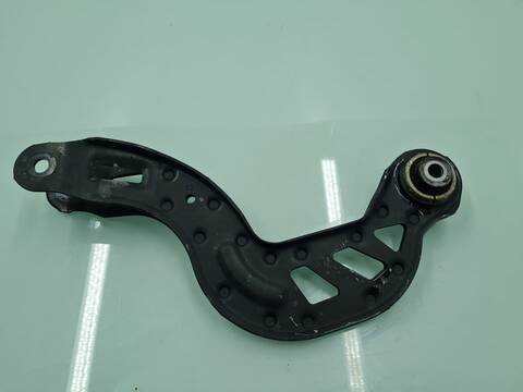 Brazo Suspension Trasero Izquierdo Mercedes Clase A 140 A 45 AMG 4-MATIC 176.052) 381CV 280KW