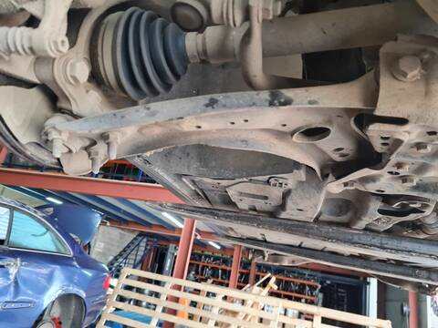 Brazo Suspension Delantero Derecho Volkswagen Golf GTD BMT 184CV 135KW