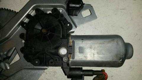 Foto 2ª: Elevalunas Eléctrico Delantero Derecho Renault Laguna 95CV 70KW (1994)