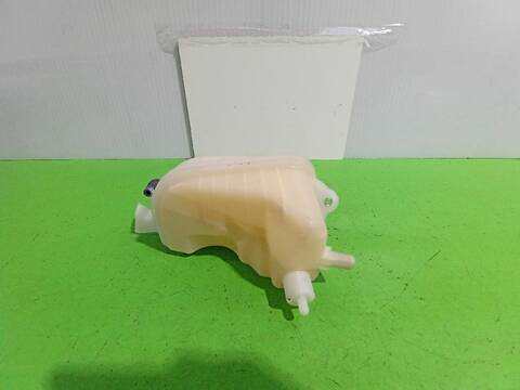 Foto 2ª: Deposito Expansion Toyota Auris HYBRID FEEL EDITION 136CV (2013)