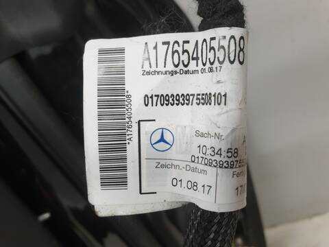 Foto 2ª: Puerta Delantera Izquierda Mercedes Clase C 160 CLA 200 D 117.908) (2015)