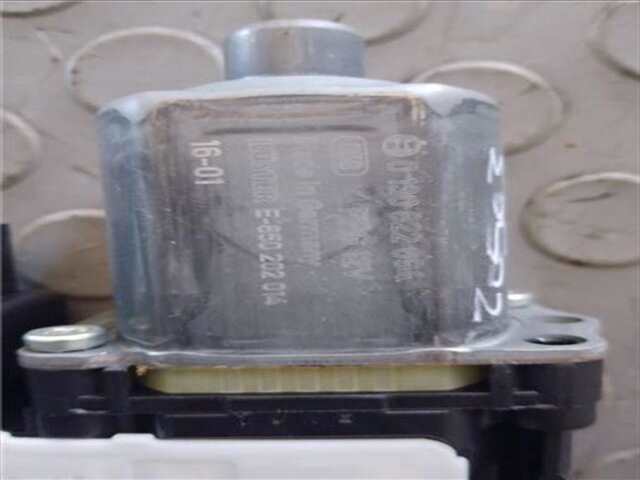 Foto 2ª: Elevalunas Eléctrico Trasero Derecho Volkswagen Golf 2.0 ADVANCE BLUEMOTION TECH. [2.0 LTR. - 110 KW TDI] [CRL]