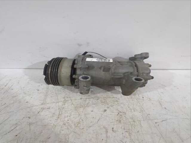 Foto 2ª: Compresor Aire Acondicionado Renault Clio 1.2 BB0A BB0F BB10 BB1K BB28 BB2D BB2H CB0A ... 58CV [D7F 710 D7F 720 D7F 722 D7F 726 D7F 744 D7F 746 D7] (1998)