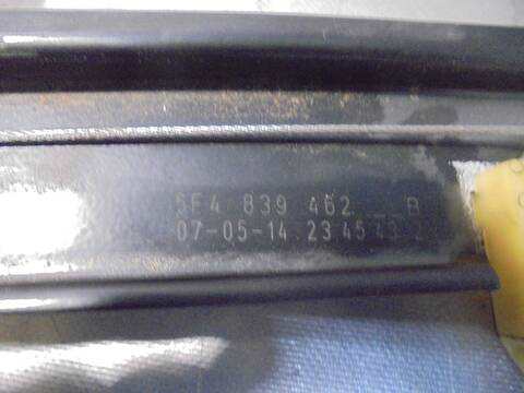 Foto 3ª: Elevalunas Manual Trasero Derecho Seat Leon 1.2 TSI 105CV 77KW [CJZ] (2014)