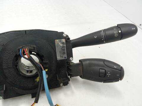 Foto 3ª: Mando Multifuncion Peugeot 207 1.6 16V VTI 120CV 88KW [5FS (EP6C),5FW (EP6),EP6] (2012)