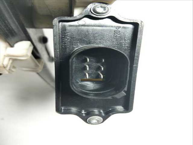 Foto 3ª: Elevalunas Manual Trasero Derecho Bmw X3 3.0 TD CAT 218CV (2004)