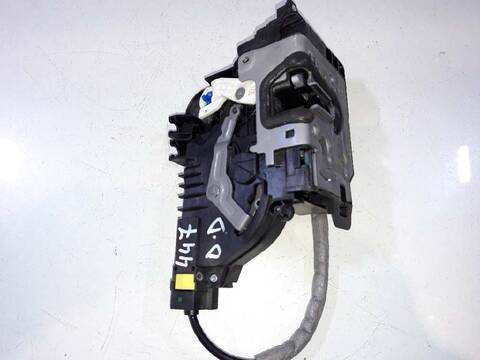 Cerradura Puerta Delantera Derecha Mercedes Vito 88CV 65KW