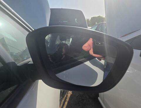 Retrovisor Derecho Peugeot 208 STYLE 82CV 60KW