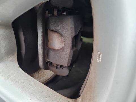 Pinza Freno Trasera Izquierdo Nissan Qashqai ACENTA 150CV 110KW