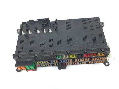 Foto 3ª: Caja Reles Fusibles Land Rover Range V8 TD VOGUE [368DT] (2006)