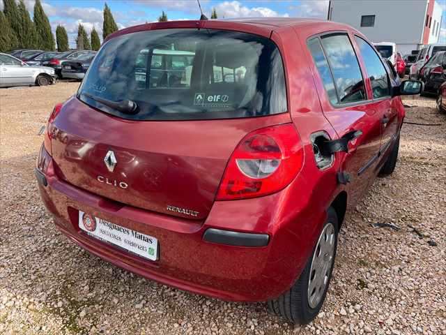 Foto 4ª: Paragolpes Trasero Renault Clio 1.5 DCI 68cv [K9KM7] (2006)