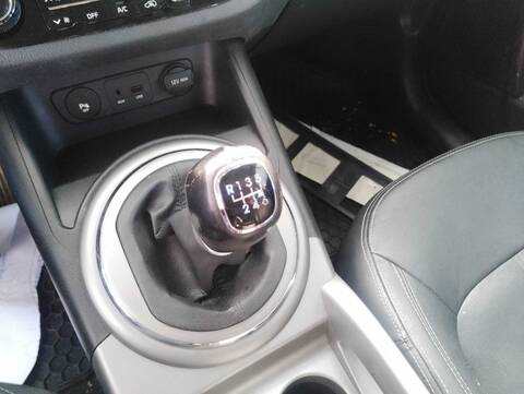 Foto 2ª: Palanca de Cambio Kia Sportage BUSINESS 2WD 116CV 85KW [D4FD] (2015)