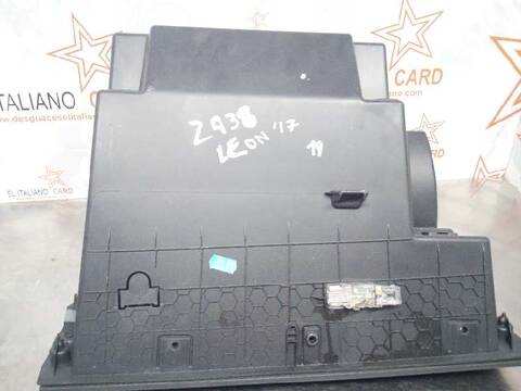 Foto 2ª: Guantera Seat Leon STYLE 115CV 85KW [DDY] (2017)