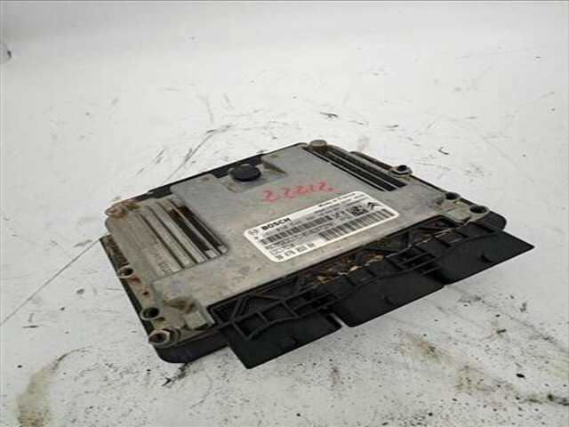 Foto 3ª: Centralita Motor ECU Peugeot Partner 1.6 L2 DOPPELKABINE [1.6 LTR. - 68 KW 16V HDI FAP] [9H06]