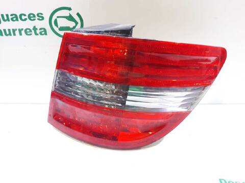 Foto 2ª: Piloto Trasero Derecho Mercedes Clase B 150 180 CDI 245.207) 109CV 80KW (2007)