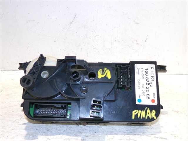 Foto 3ª: Mando Calefacción A. A. Mercedes Clase A 170 1.7 CDI W168,1998-2004 [668942] (2003)