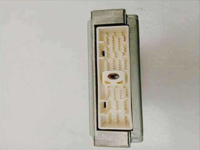 Foto 2ª: Centralita Motor ECU Nissan Terrano 3.0 TD CAT 154CV 113KW (2006)