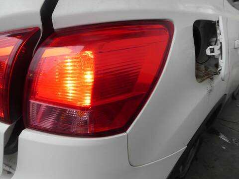 Piloto Trasero Derecho Nissan Qashqai M9R832