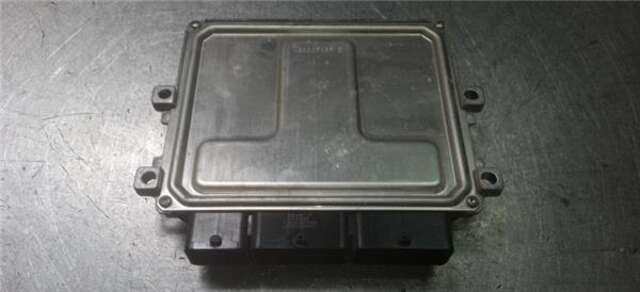 Foto 2ª: Centralita Motor ECU Renault Captur 0.9 DYNAMIQUE [0.9 LTR. - 66 KW TCE ENERGY] [H4BB408]