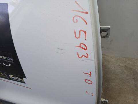 Foto 3ª: Puerta Trasera Derecha Renault Clio 1.5 DCI 90 90CV 66KW [K9K638] (2019)