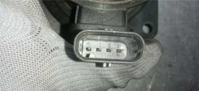 Foto 3ª: Caudalimetro Volkswagen Passat 1.6 BLUEMOTION [1.6 LTR. - 88 KW TDI DPF] [DCX]