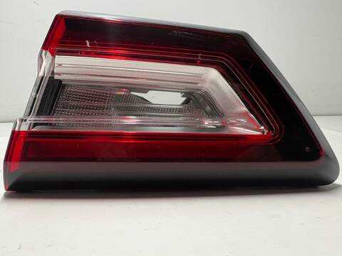 Piloto Portón Derecho Renault Clio K9K638