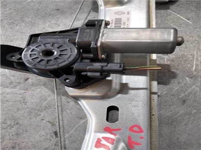 Foto 3ª: Elevalunas Eléctrico Trasero Derecho Renault Kadjar 1.5 LIFE [1.5 LTR. - 81 KW DCI DIESEL FAP ENERGY] [K9K647]