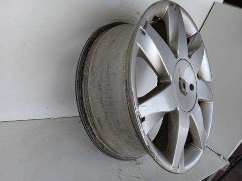 Foto 3ª: LLanta Aleacion Renault Megane AUTHENTIQUE COUPE 120CV 88KW II COUPE/CABRIO [F9Q800] (2004)