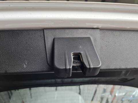 Cerradura Maletero Portón Audi Q2 35 TFSI DESIGN 150CV 110KW
