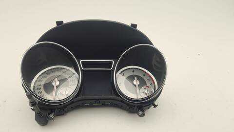 Foto 3ª: Cuadro de Instrumentos Mercedes Clase G 230 GLA 200 CDI - D 156.908) 136CV 100KW (2018)