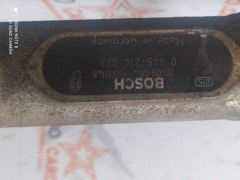 Foto 3ª: Rampa Inyectora Chrysler Voyager 2.5 CRD SE 141CV 105KW [ENJ] (2002)