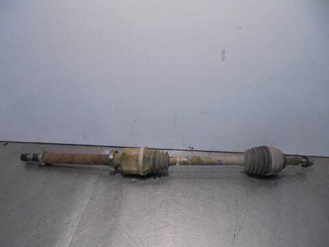 Transmision Delantera Derecha Renault Clio AUTHENTIQUE 68CV 50KW