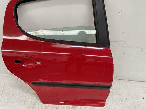 Foto 3ª: Puerta Trasera Derecha Peugeot 207 CONFORT 90CV 66KW [9HXDV6ATED4] (2010)