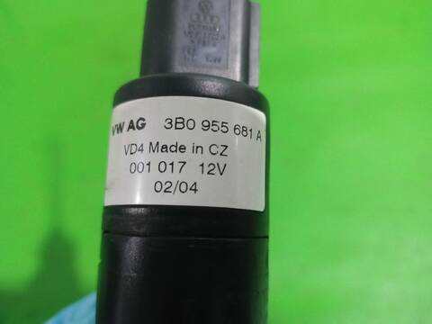 Foto 3ª: Motor Limpia Delantero Audi A4 2.5 TDI 120KW) 163CV (2000)